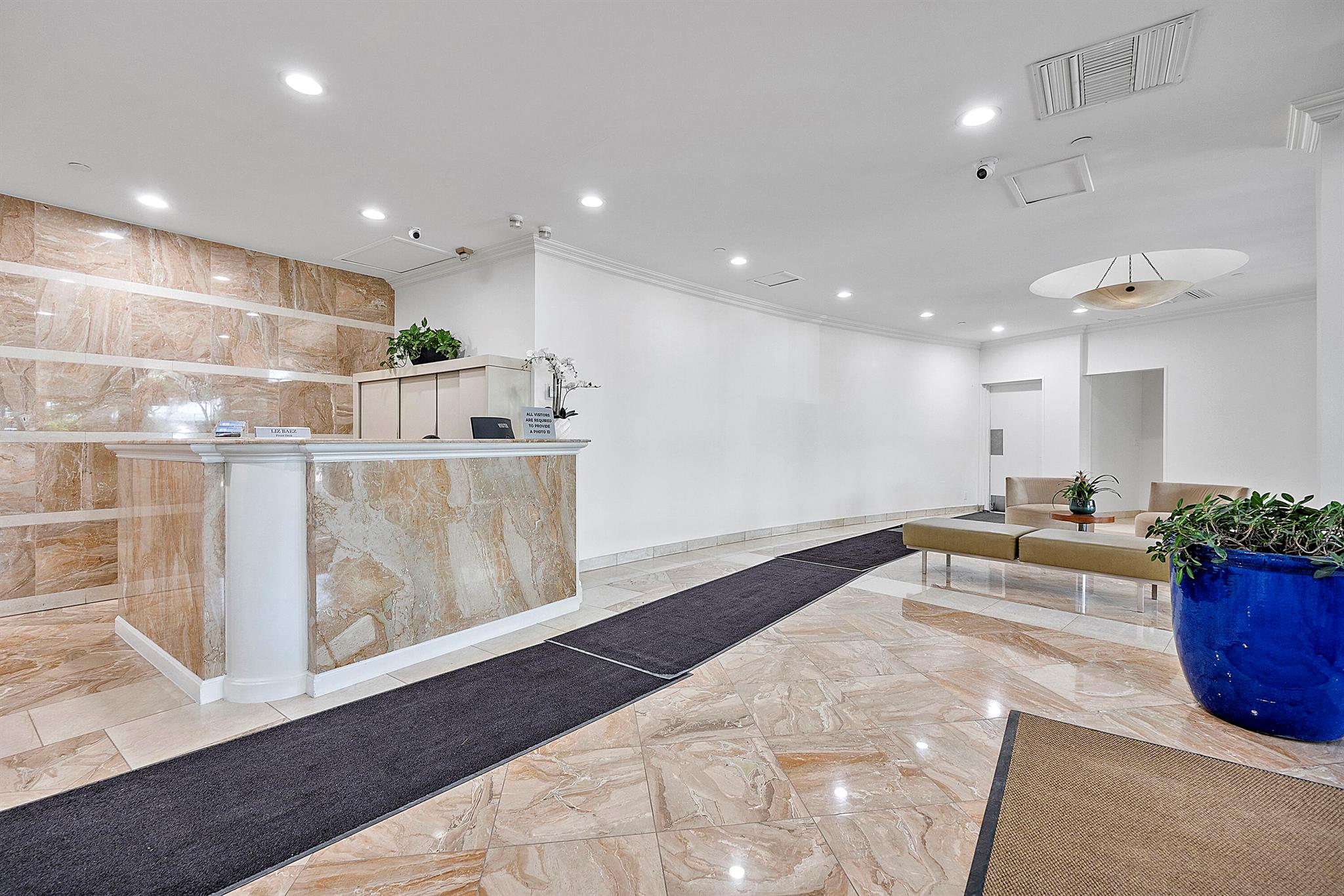 ATRIUMS OF PALM BEACH CON - Residential Lease