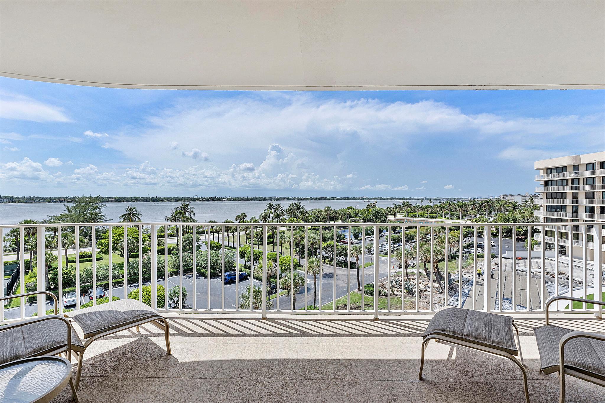 ATRIUMS OF PALM BEACH CON - Residential Lease