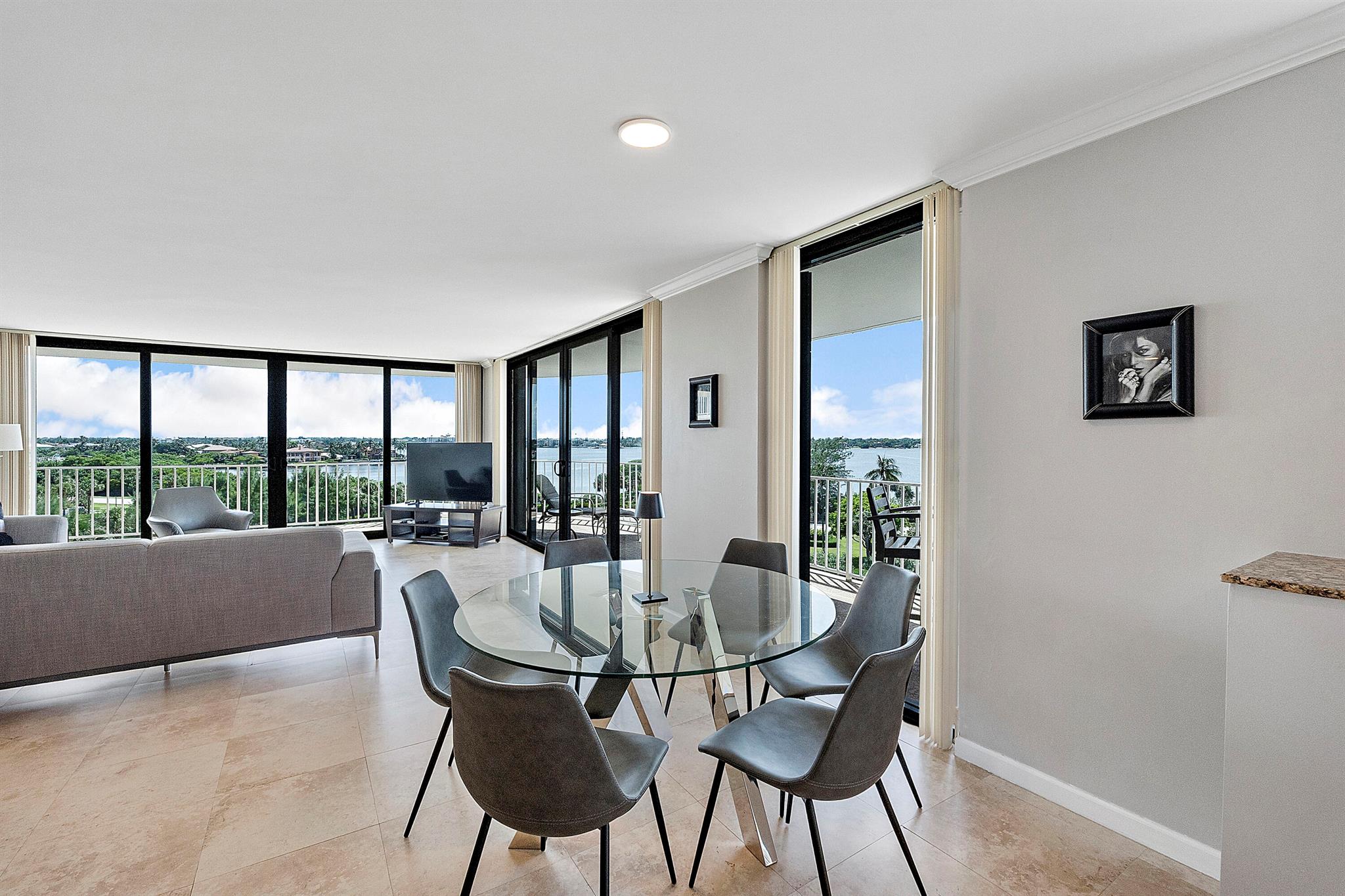 ATRIUMS OF PALM BEACH CON - Residential Lease