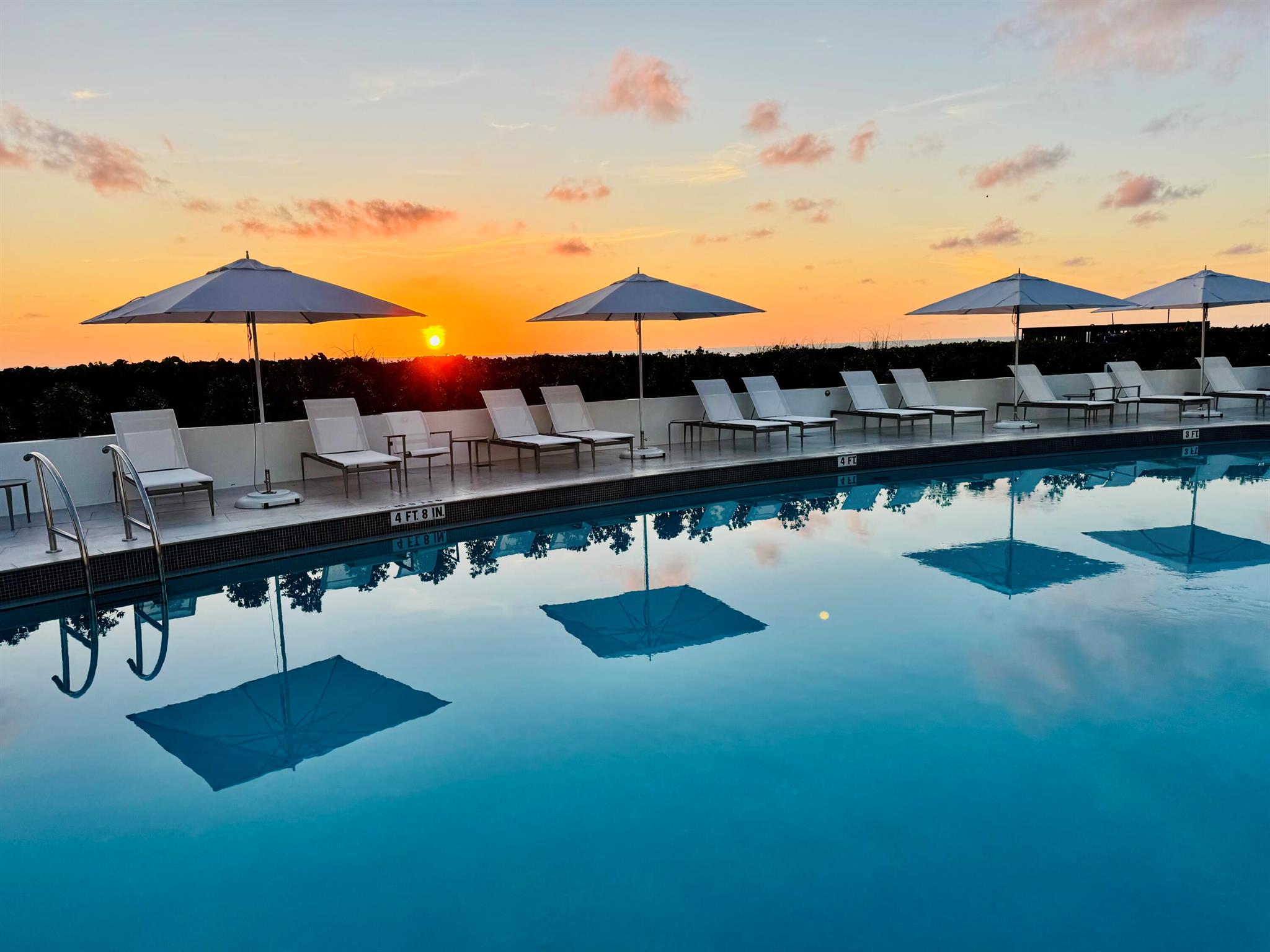 ATRIUMS OF PALM BEACH CON - Residential Lease