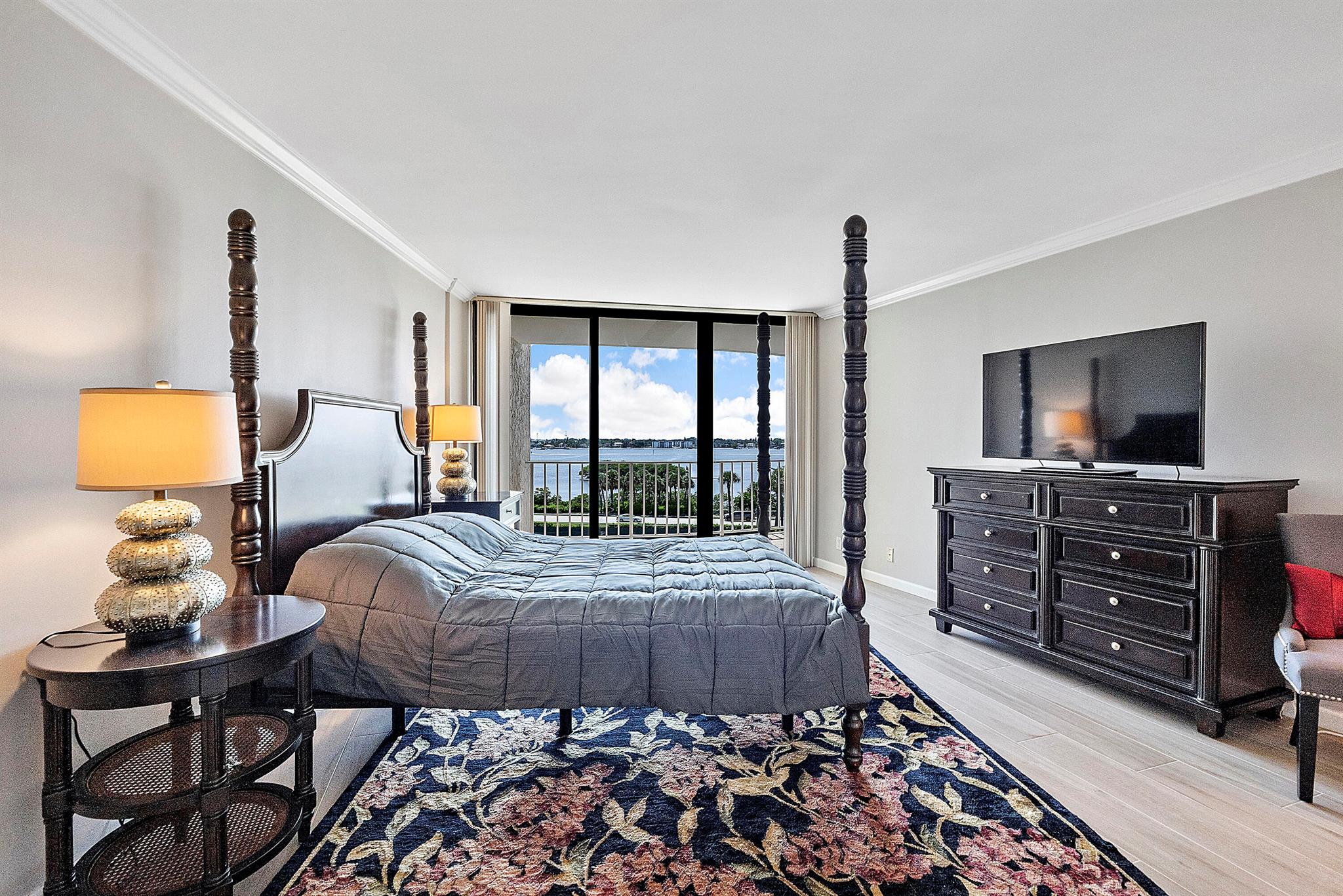 ATRIUMS OF PALM BEACH CON - Residential Lease
