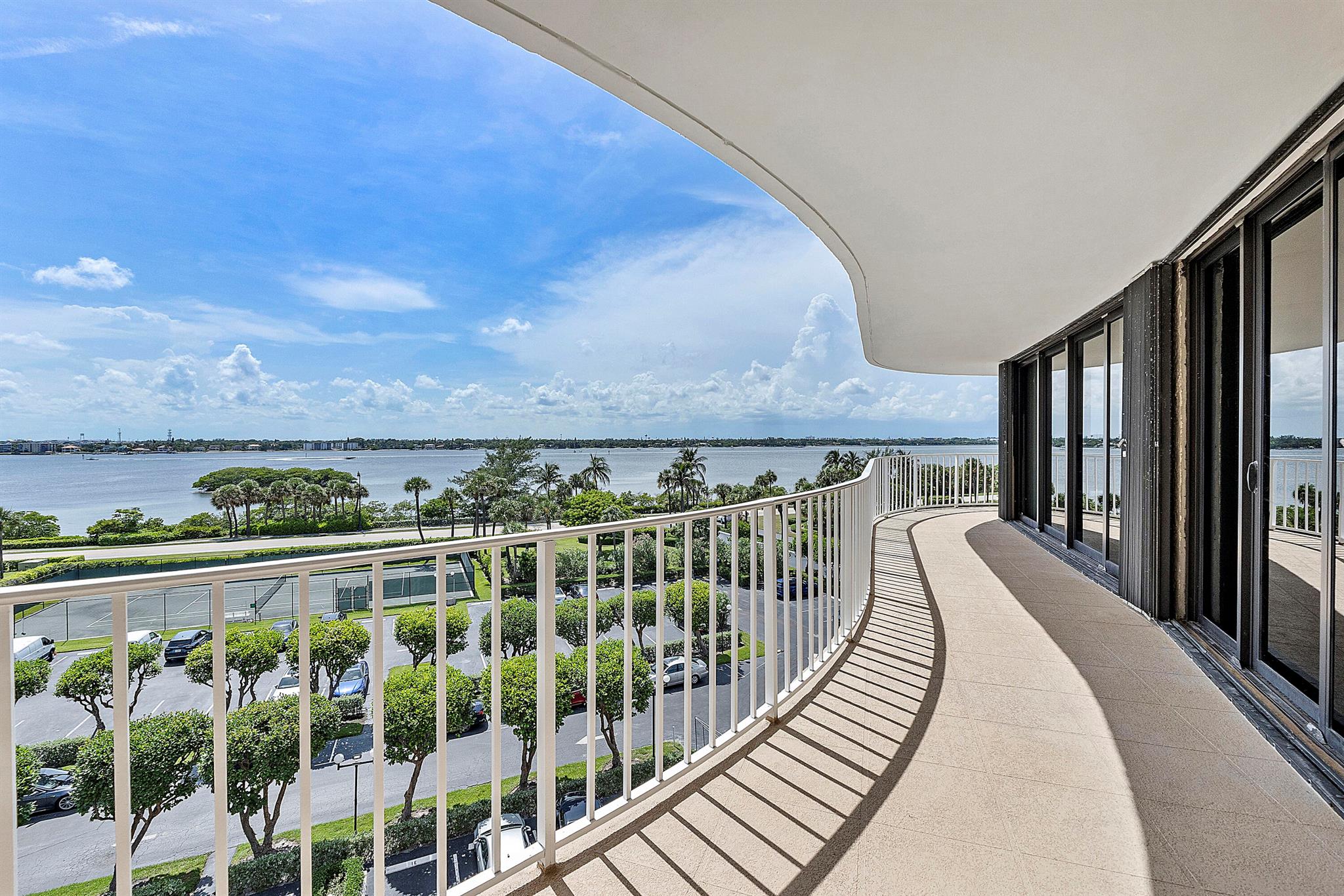 ATRIUMS OF PALM BEACH CON - Residential Lease