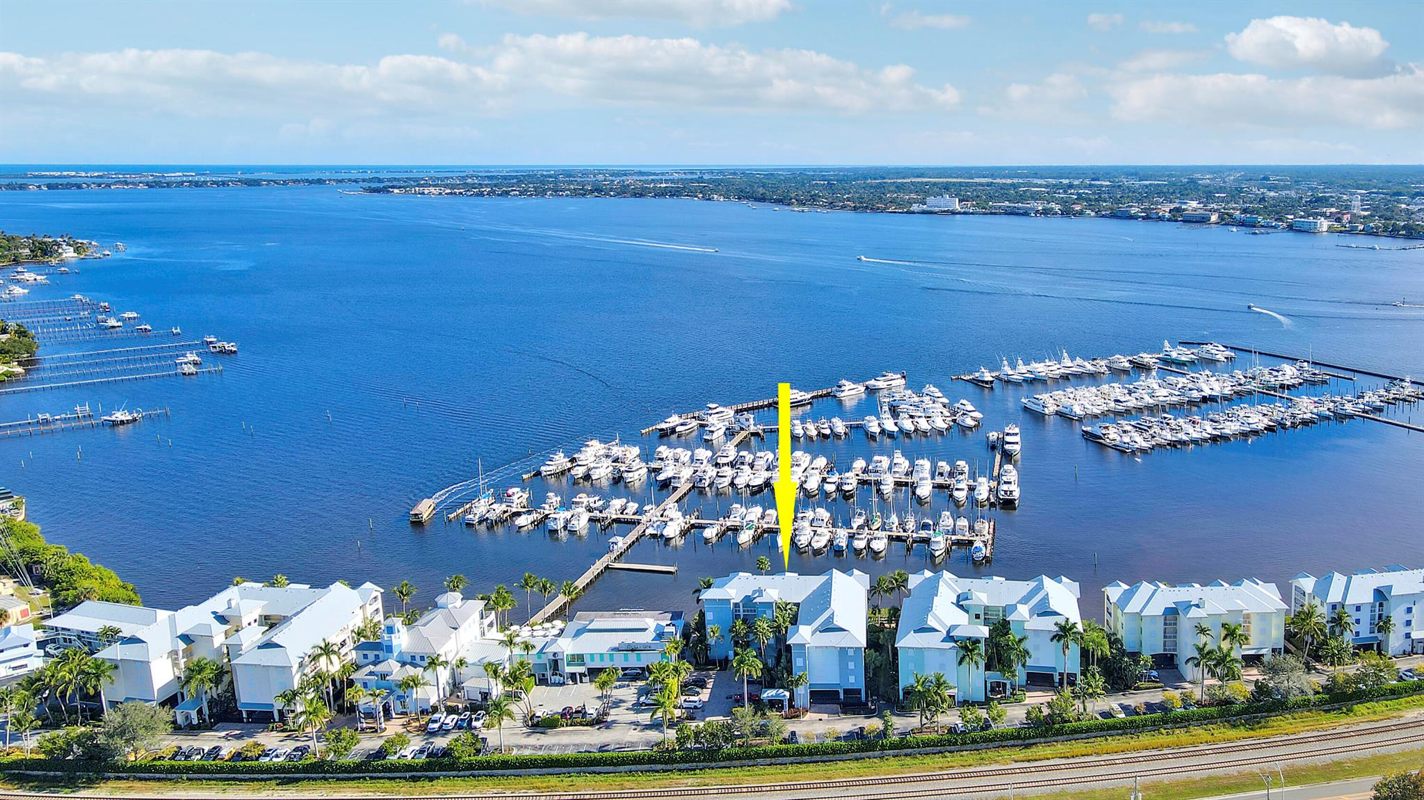 HARBORAGE YACHT - Residential