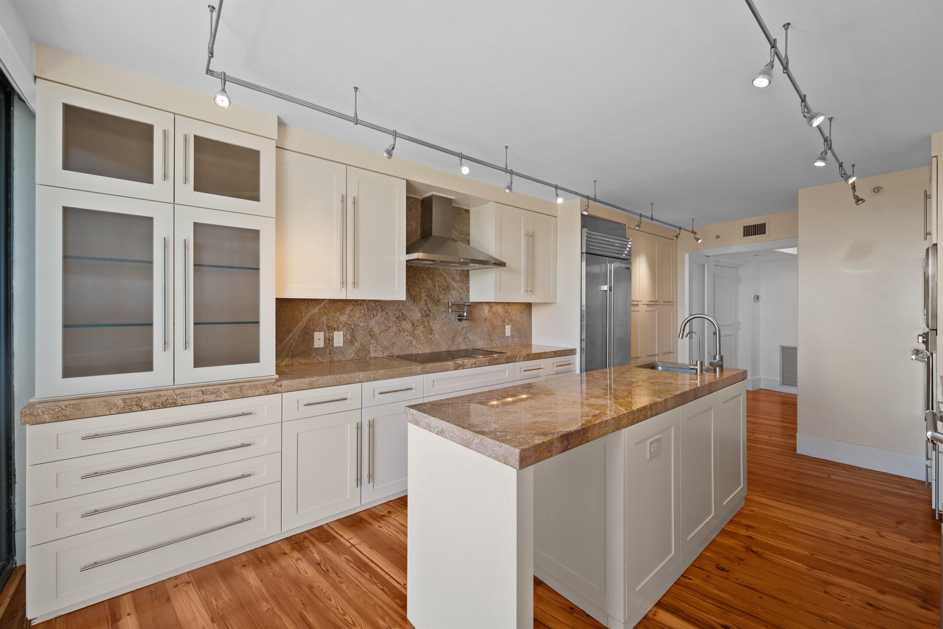 THIRTY-THREE SIXTY CONDO - Residential