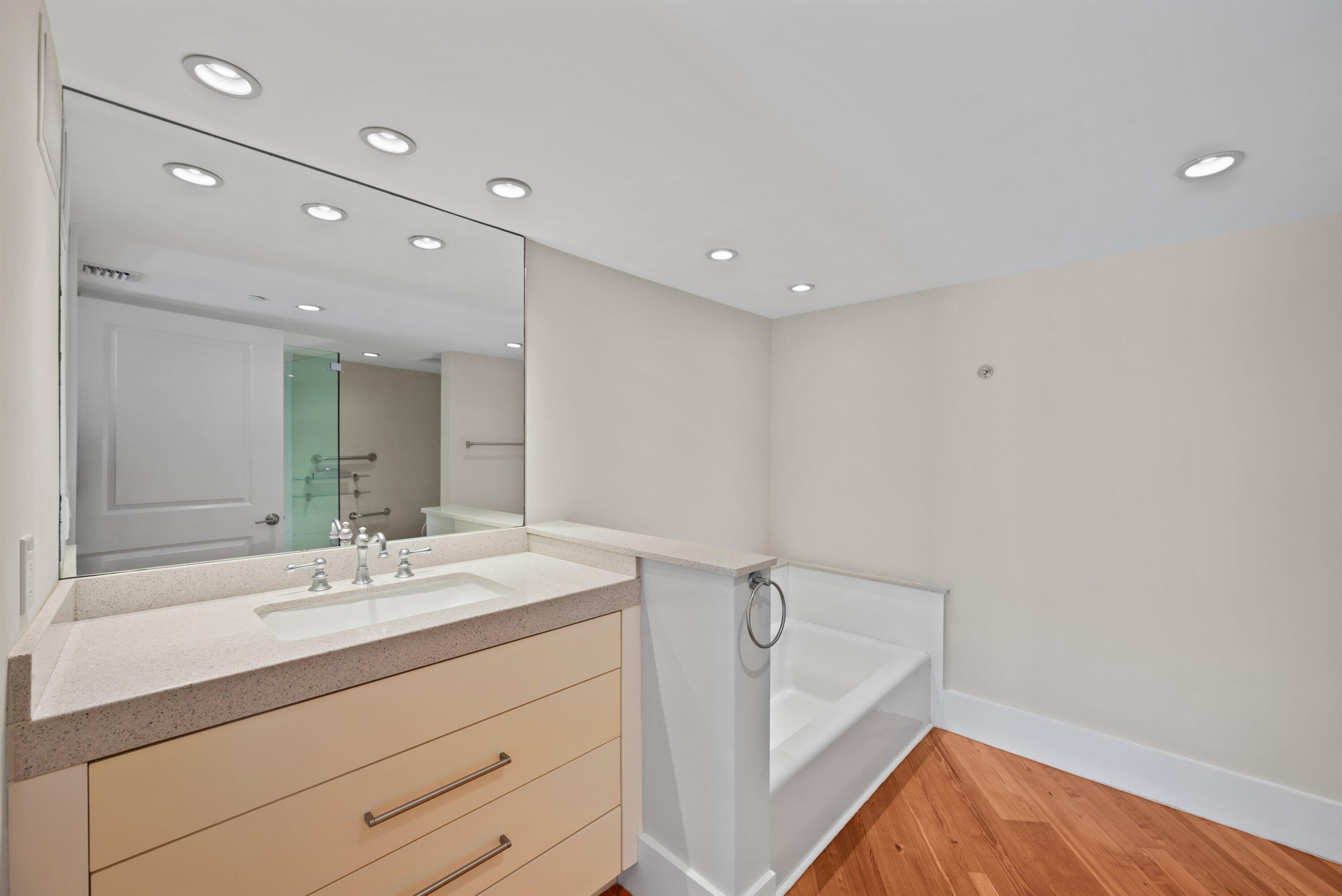 THIRTY-THREE SIXTY CONDO - Residential