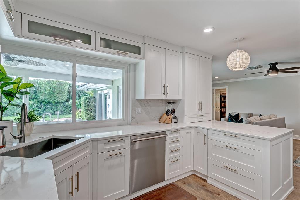 JUNO ISLES - Residential