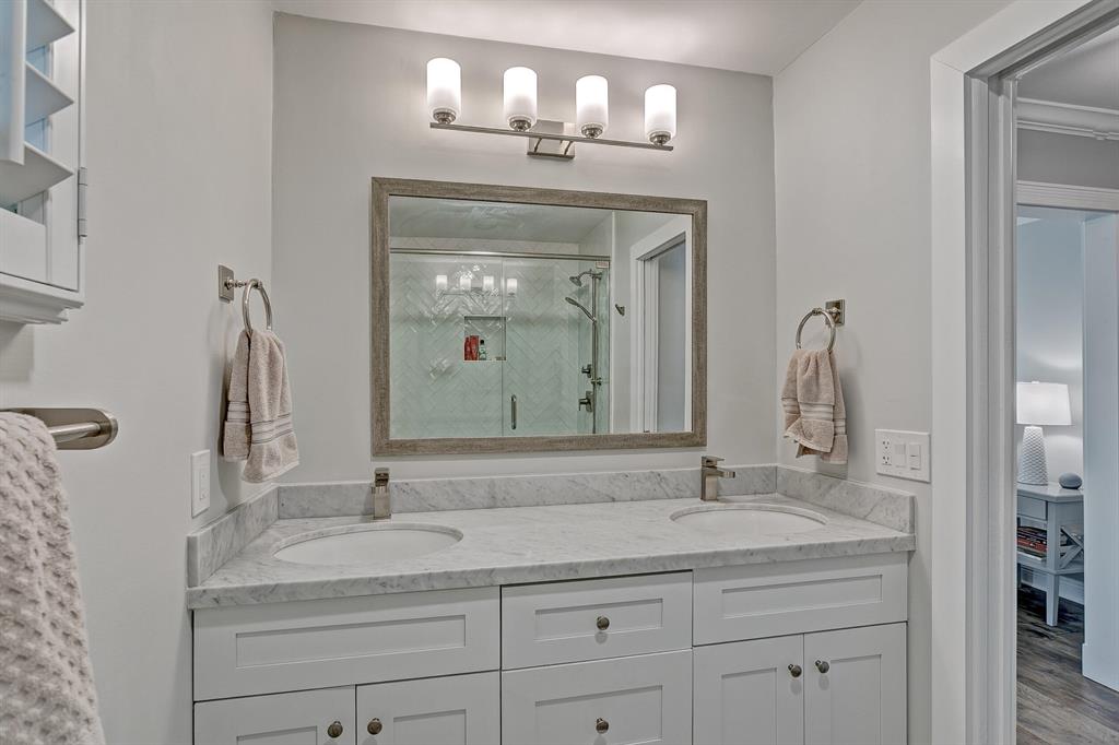 JUNO ISLES - Residential