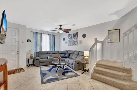 1907 Hibiscus Lane Riviera Beach FL 33404