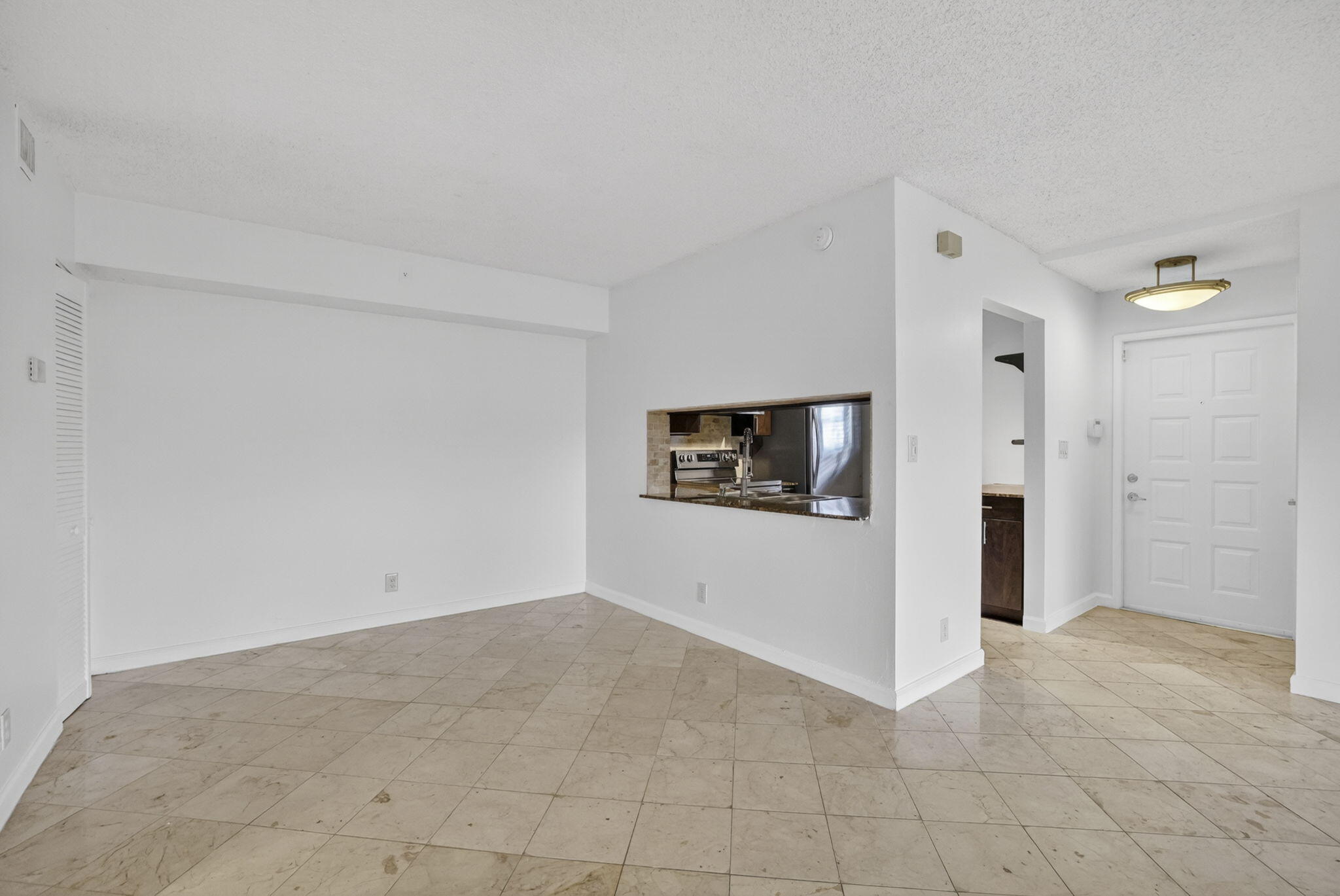 OAKLAND FOREST CLUB CONDO - Residential