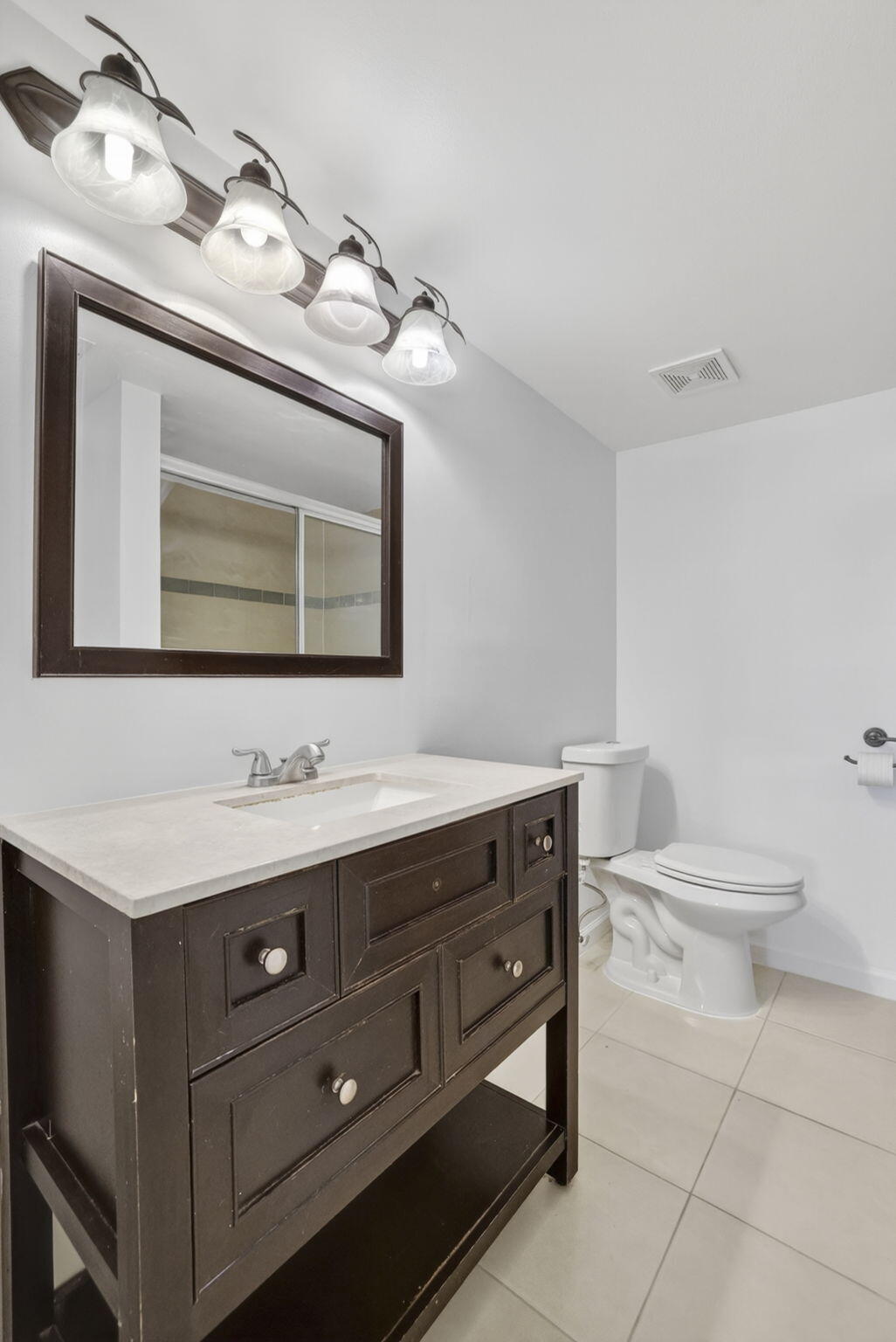 OAKLAND FOREST CLUB CONDO - Residential