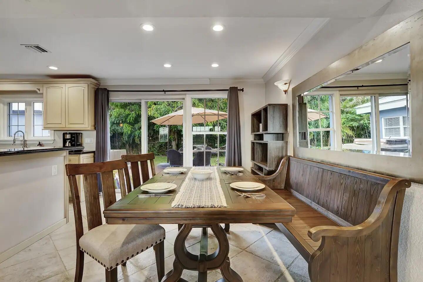 LAKE OSBORNE ESTATES 2 - Residential Lease