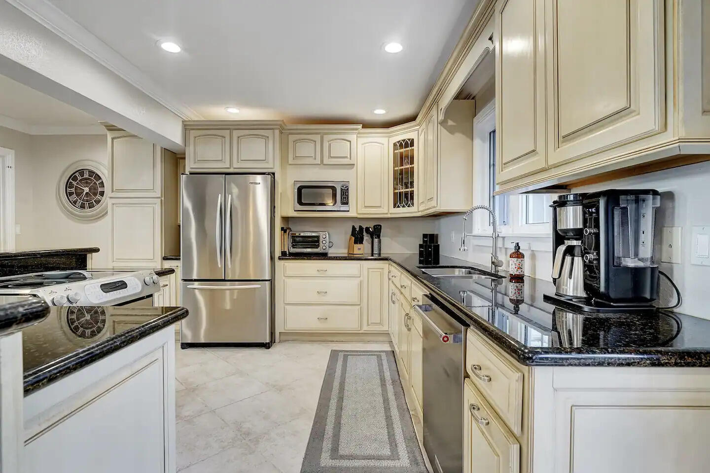 LAKE OSBORNE ESTATES 2 - Residential Lease