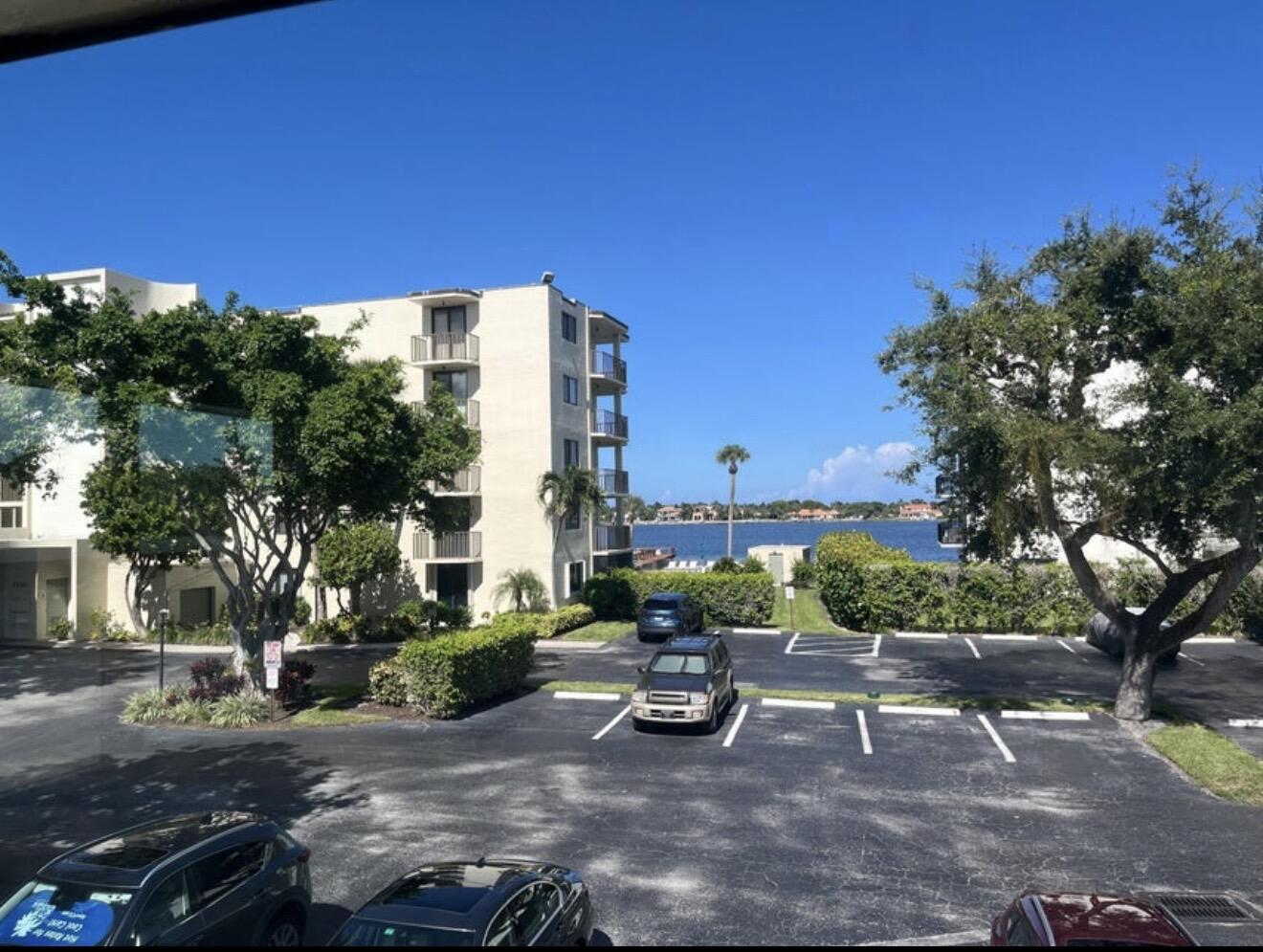 SUNRISE TERRACE CONDO - Residential