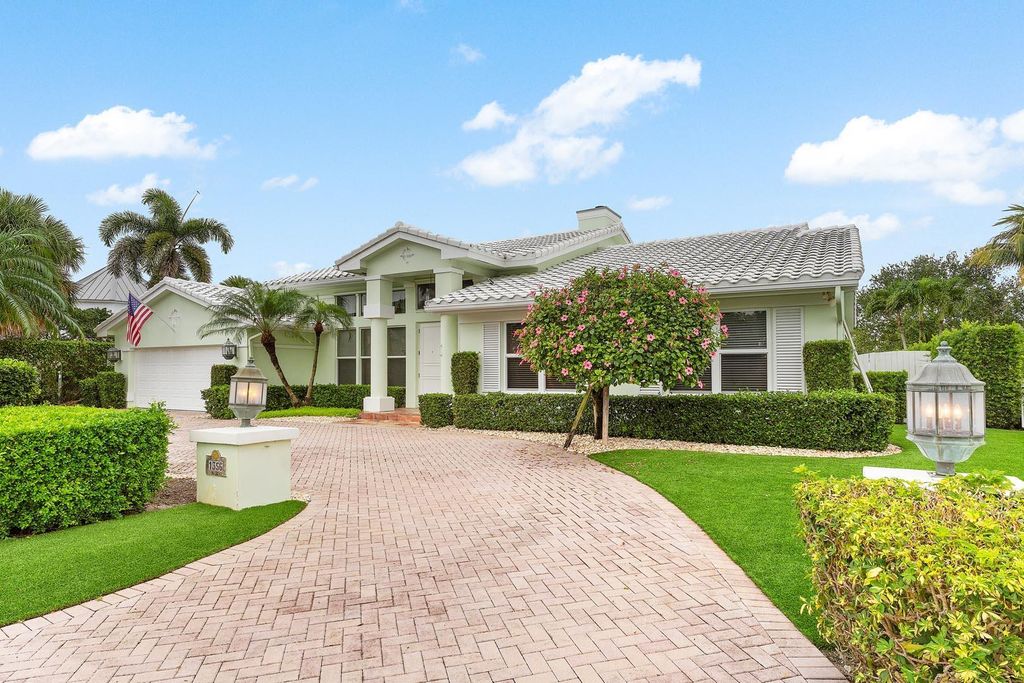 Photo of 1356 Thatch Palm Drive, Boca Raton, FL 33432 (MLS # R11096987)