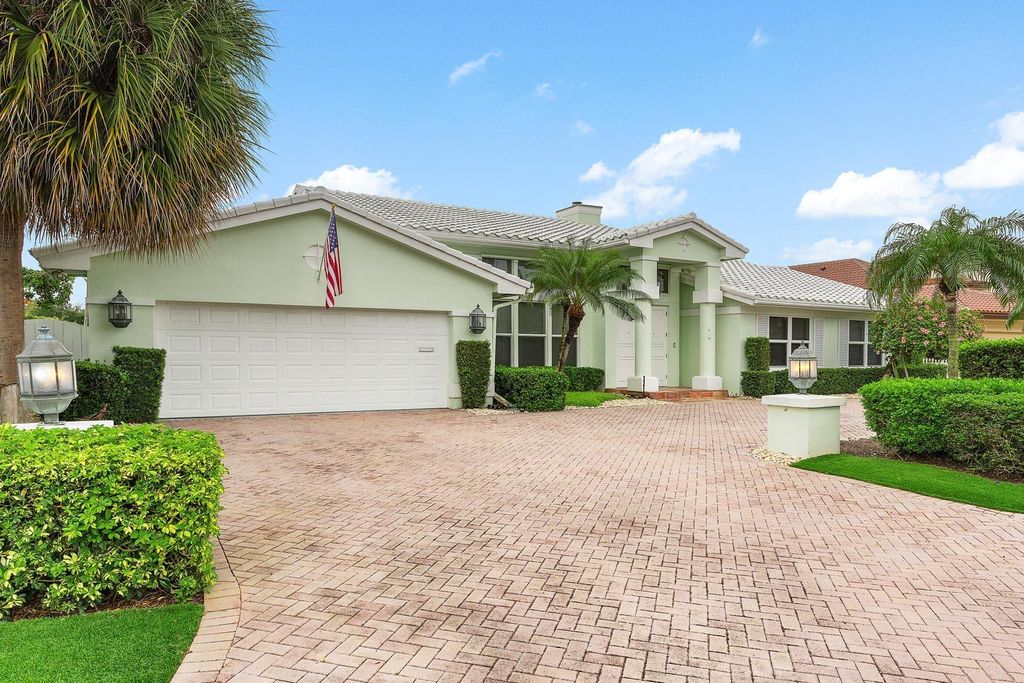 Photo of 1356 Thatch Palm Drive, Boca Raton, FL 33432 (MLS # R11096987)