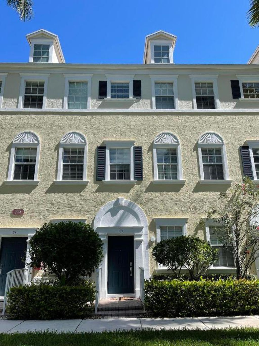 Photo of 114 Locustberry Lane #105, Jupiter, FL 33458 (MLS # R10939184)