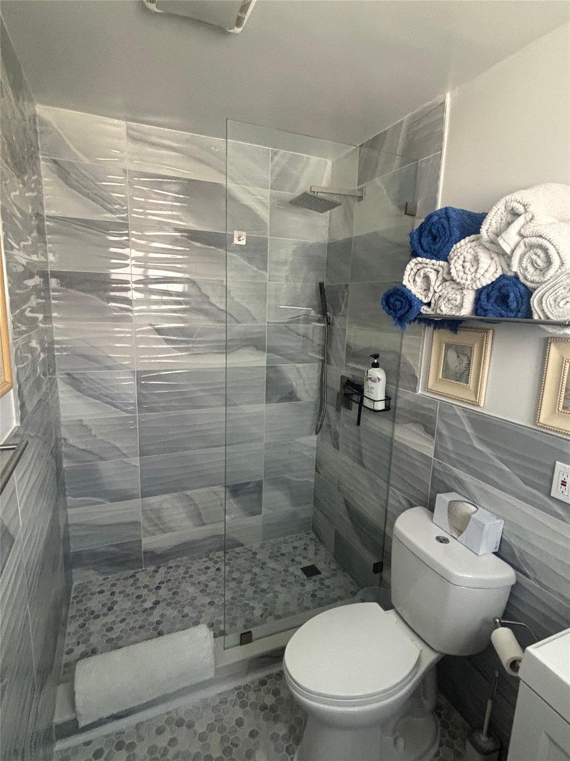 Coral Ridge Country Club - Residential Income