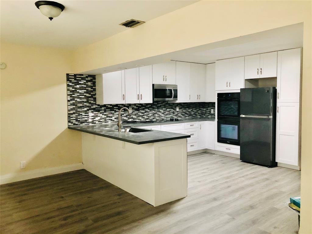 Coral Ridge Country Club - Residential Income