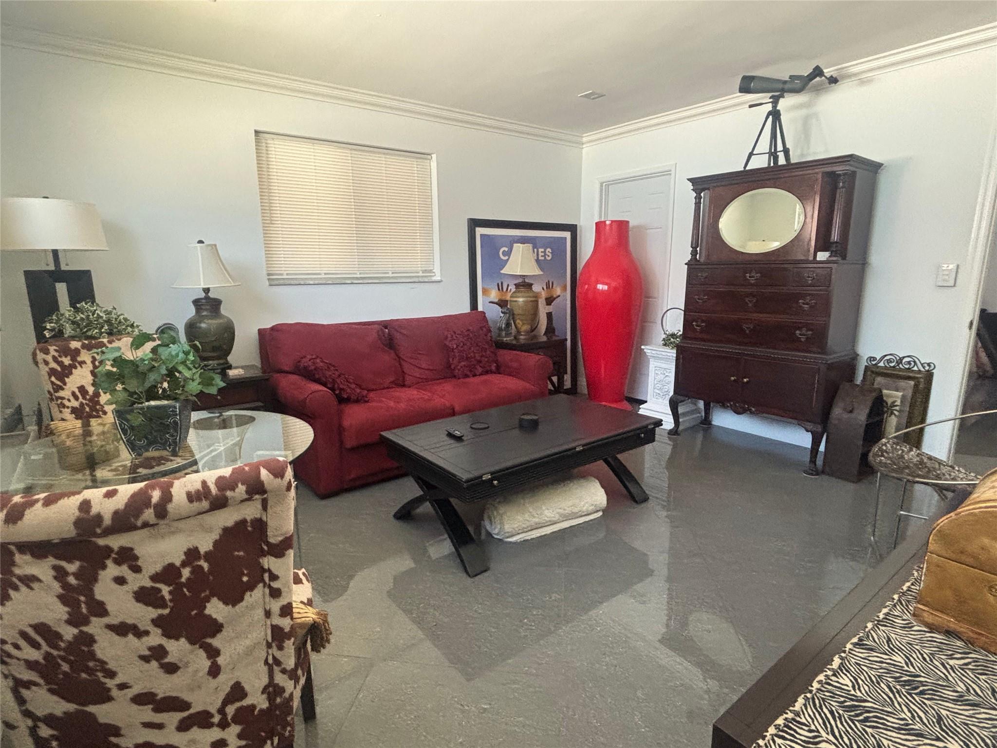 Coral Ridge Country Club - Residential Income