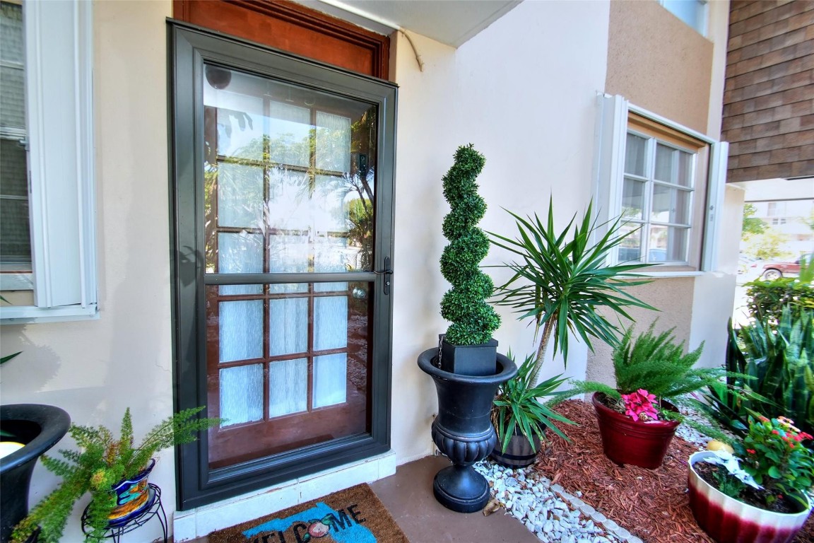 Lauderdale Oaks XVI INC - Residential
