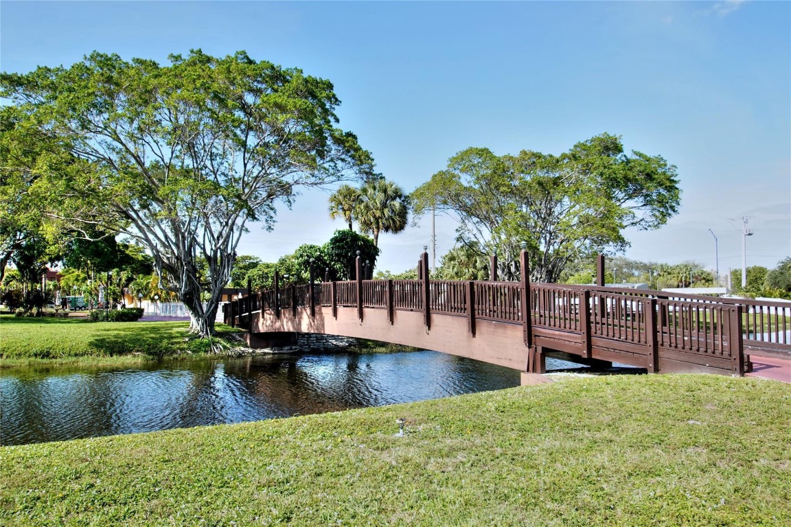 Lauderdale Oaks XVI INC - Residential