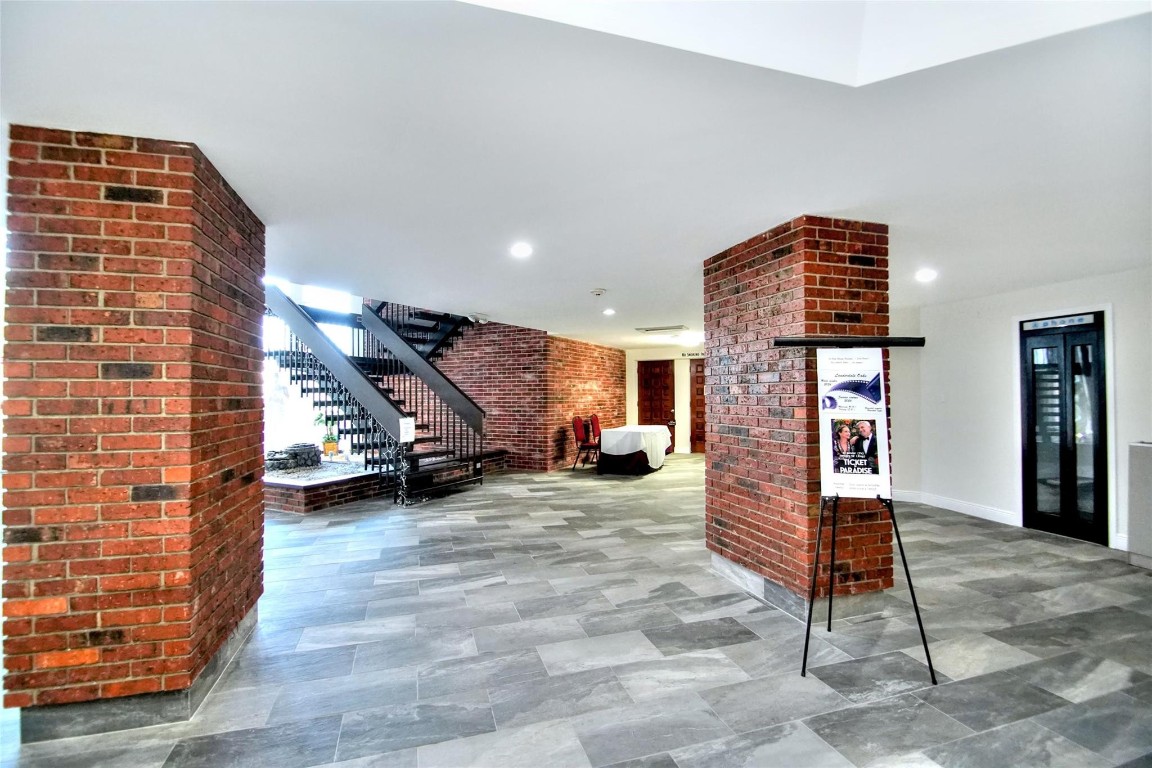 Lauderdale Oaks XVI INC - Residential