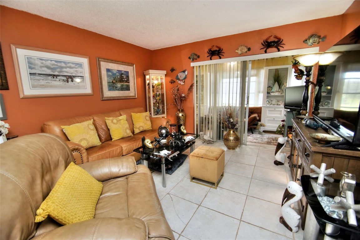 Lauderdale Oaks XVI INC - Residential