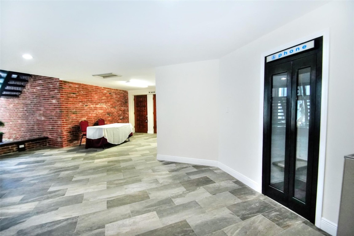 Lauderdale Oaks XVI INC - Residential