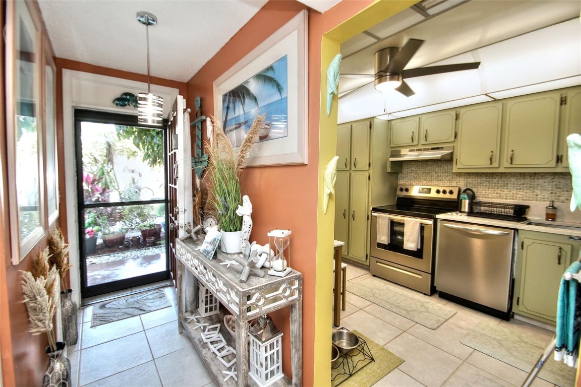 Lauderdale Oaks XVI INC - Residential