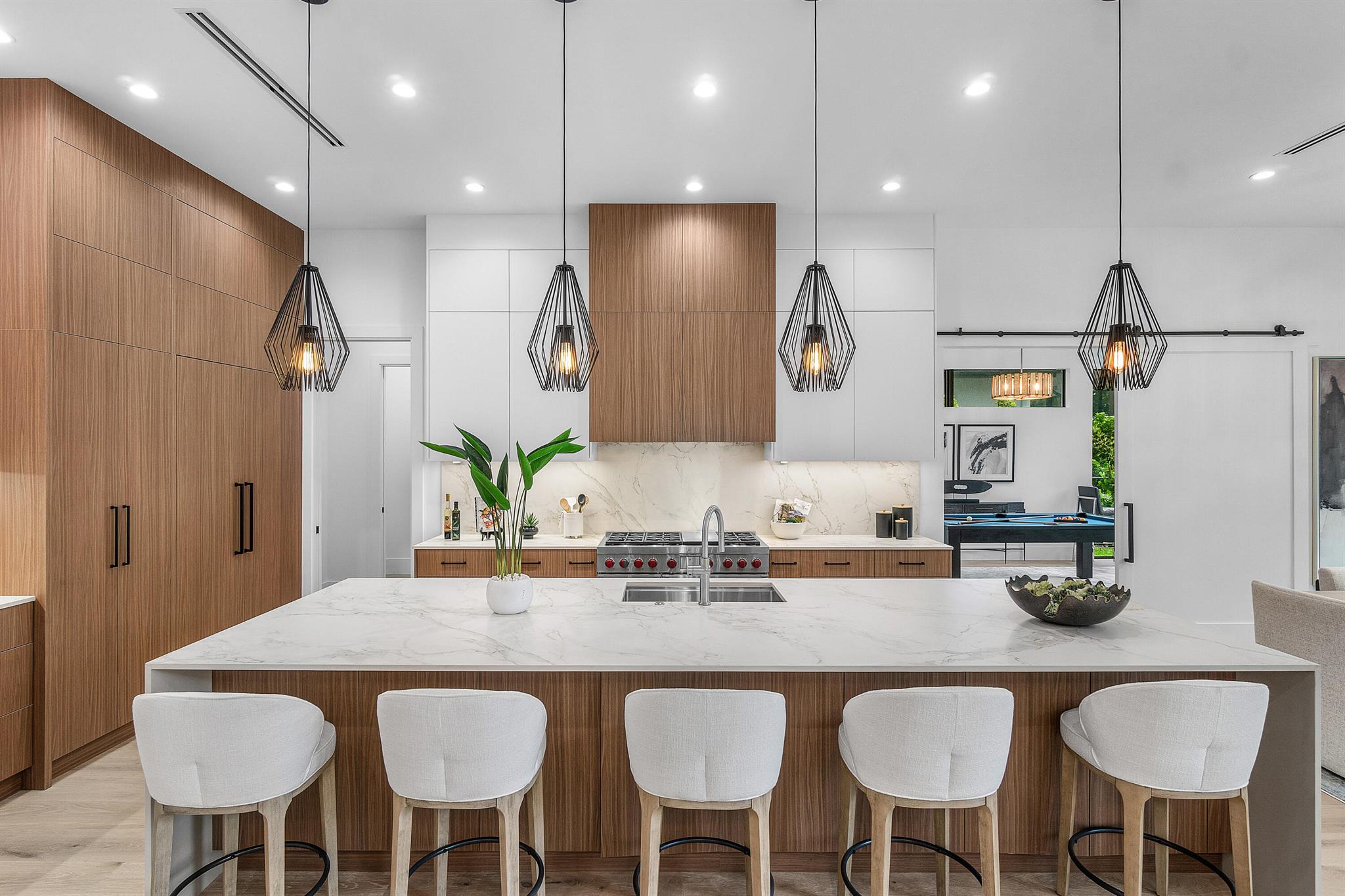 WOODFIELD COUNTRY CLUB - Residential