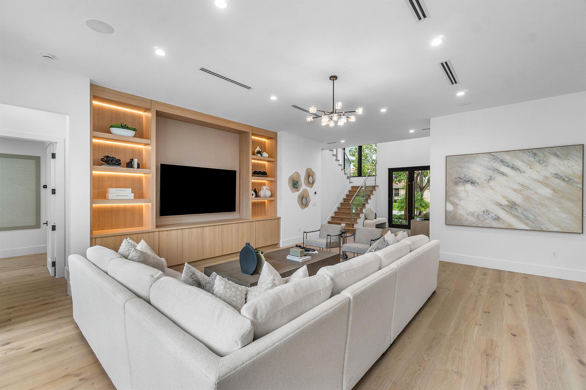 WOODFIELD COUNTRY CLUB - Residential