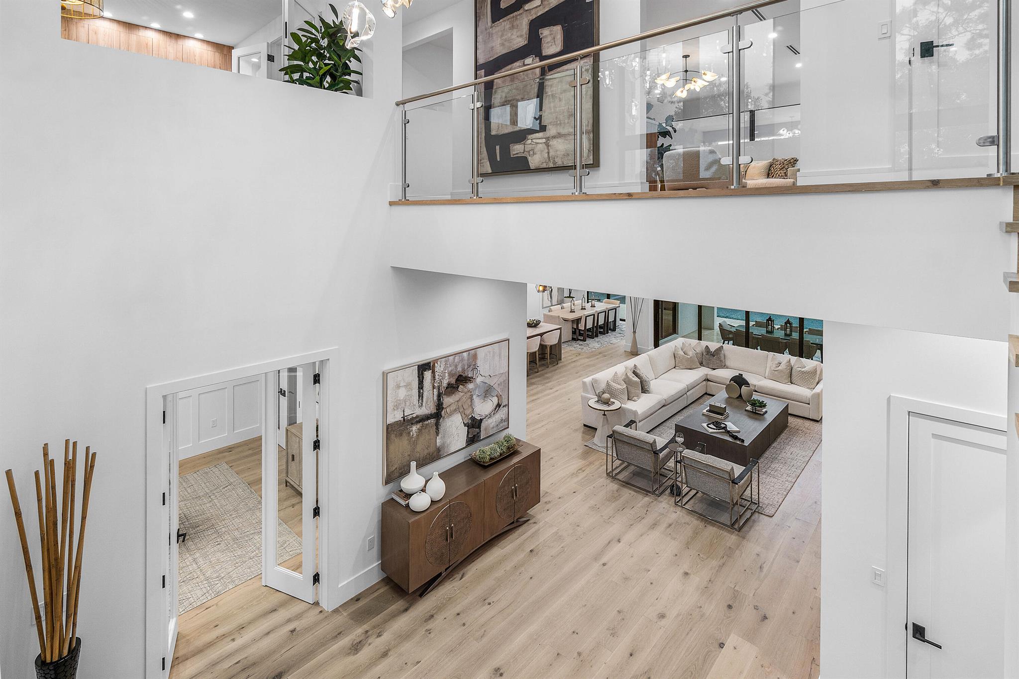 WOODFIELD COUNTRY CLUB - Residential