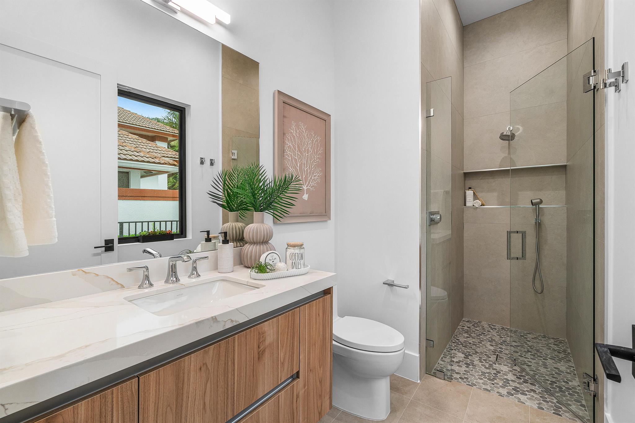 WOODFIELD COUNTRY CLUB - Residential