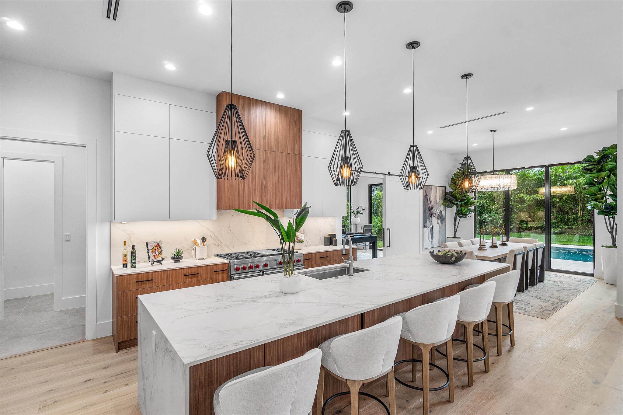 WOODFIELD COUNTRY CLUB - Residential