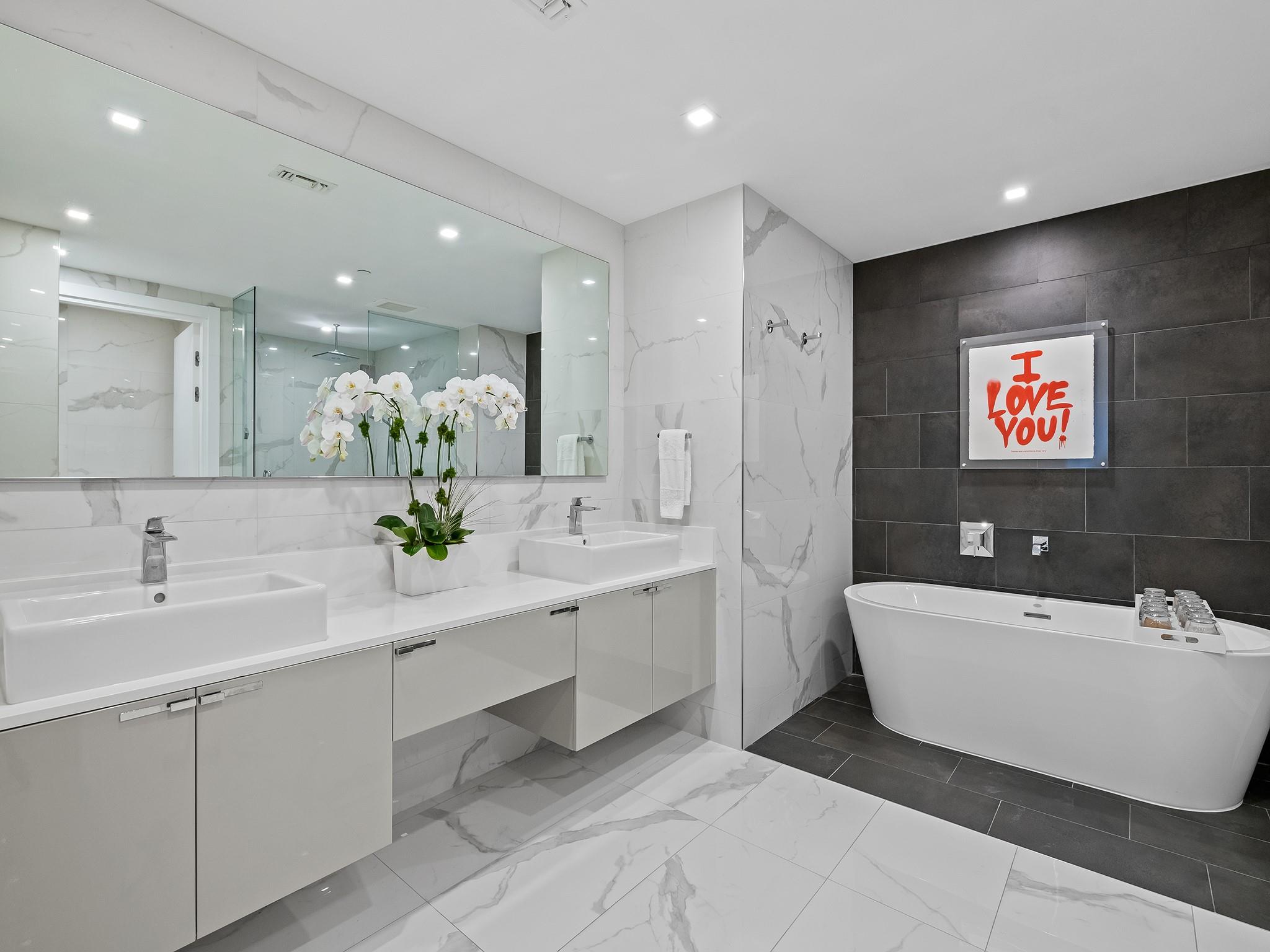 ADAGIO - Residential