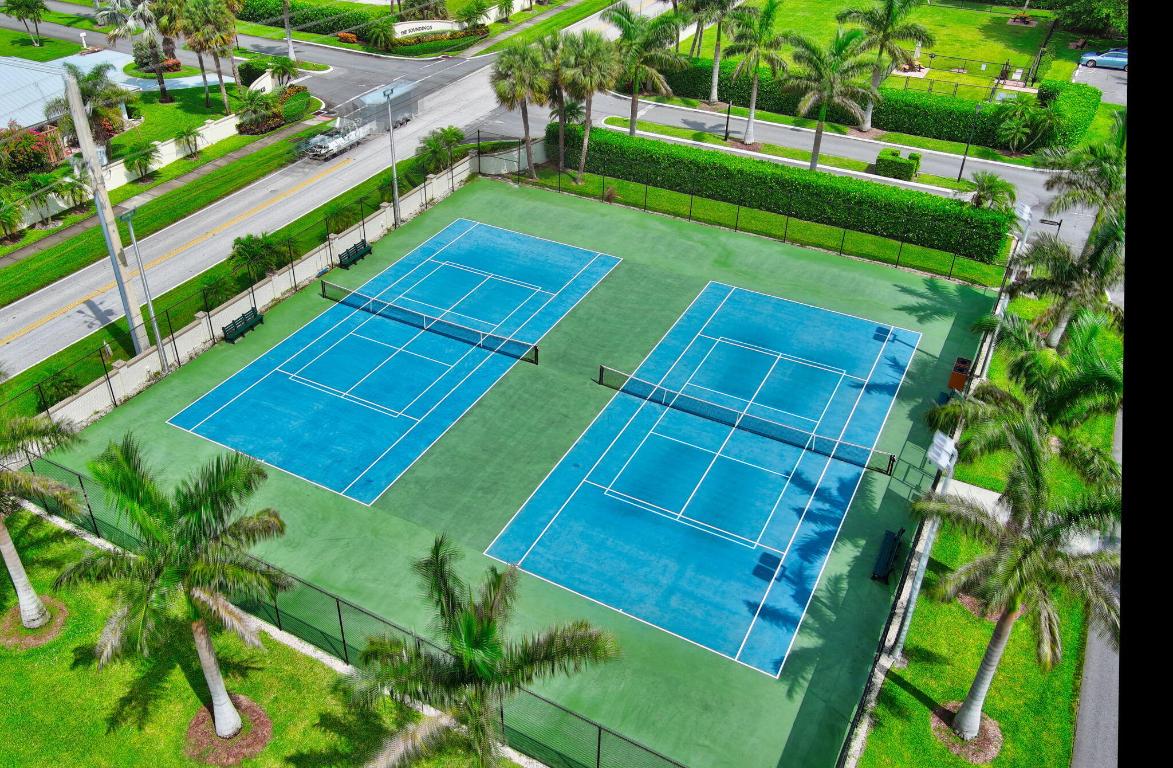 THE SOUNDINGS - Residential