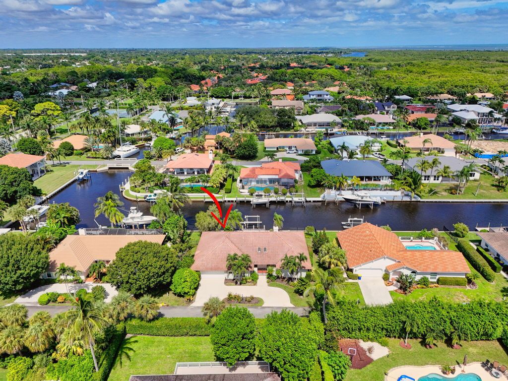 Photo of 8879 SE Hawksbill Way, Hobe Sound, FL 33455 (MLS # R11128683)