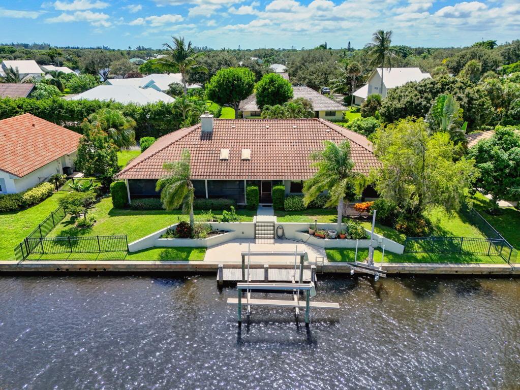 THE SOUNDINGS - Residential