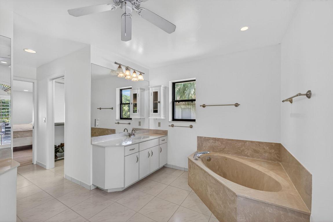 THE SOUNDINGS - Residential