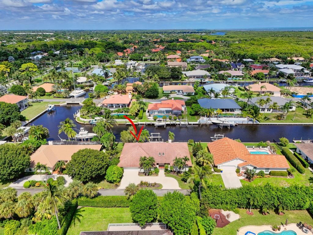 Photo of 8879 SE Hawksbill Way, Hobe Sound, FL 33455 (MLS # R11128683)