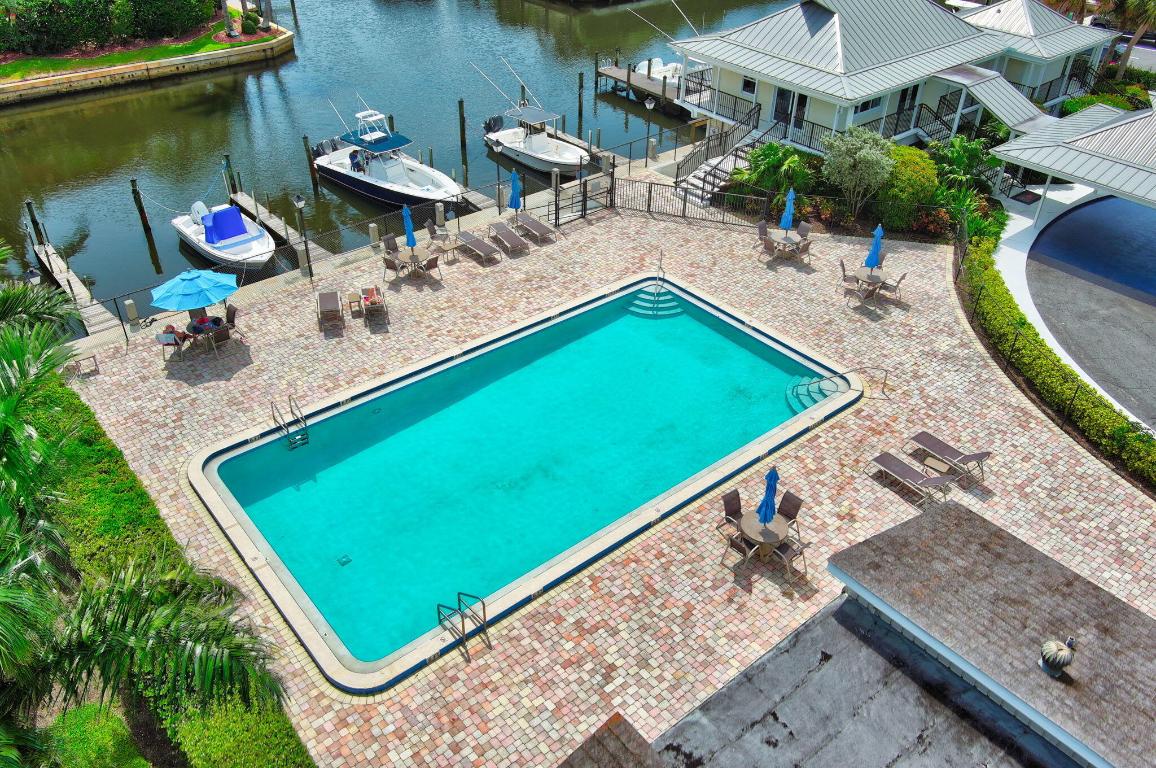 THE SOUNDINGS - Residential