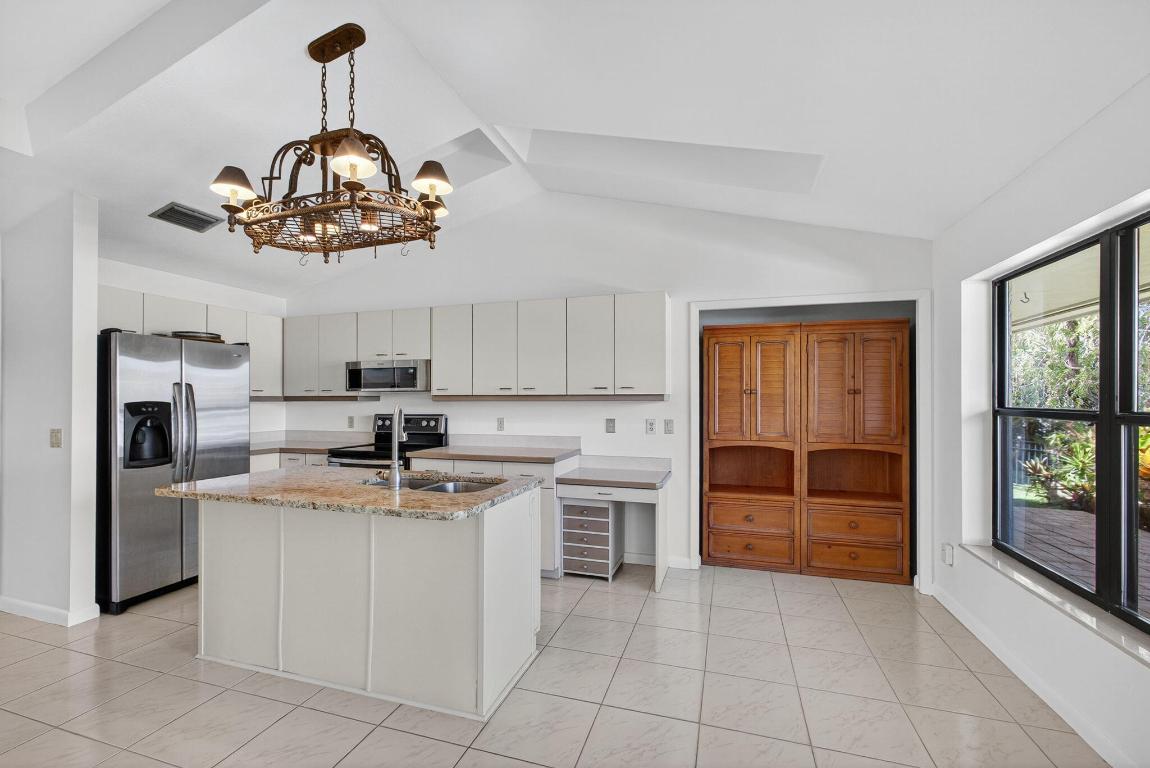 THE SOUNDINGS - Residential