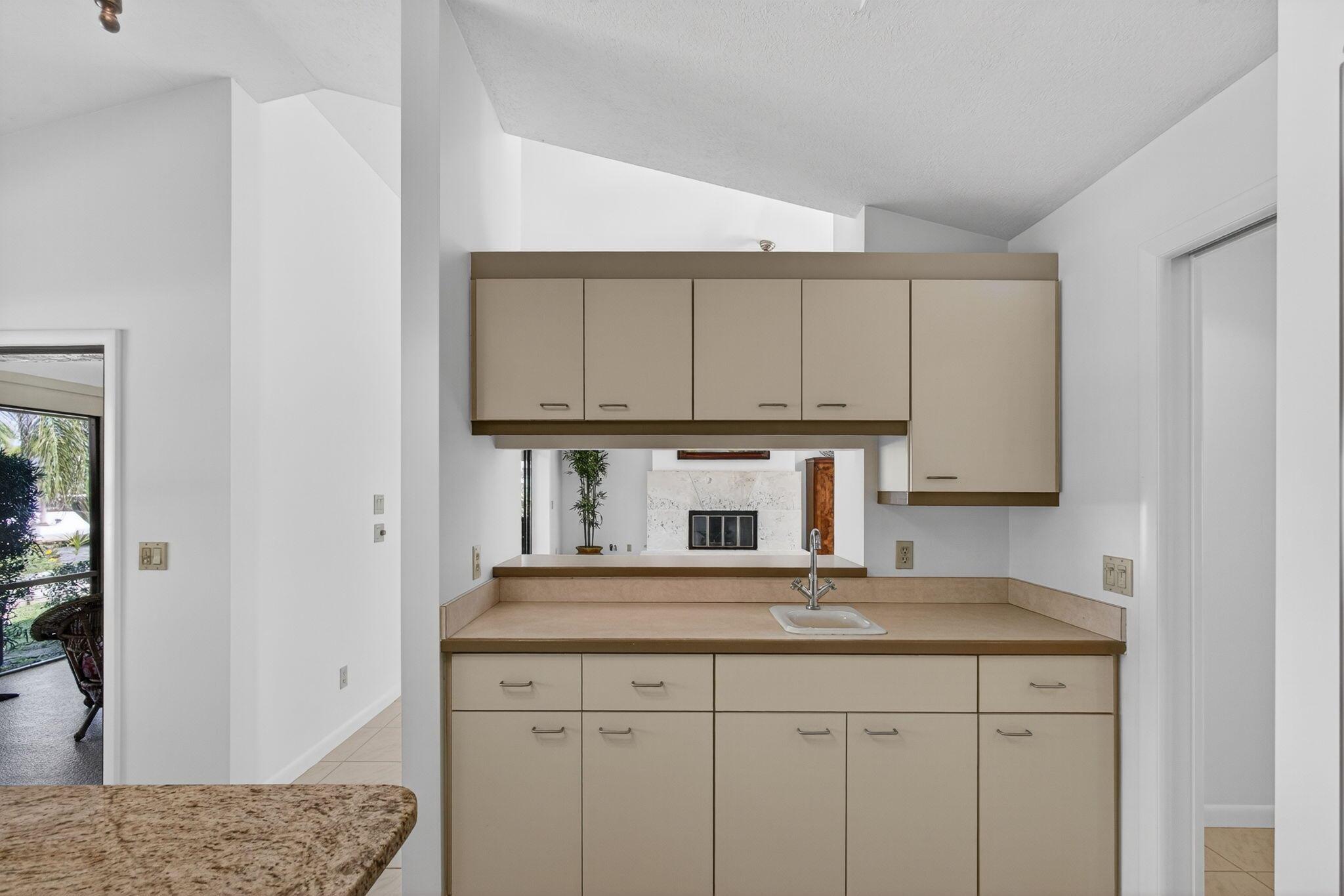 THE SOUNDINGS - Residential