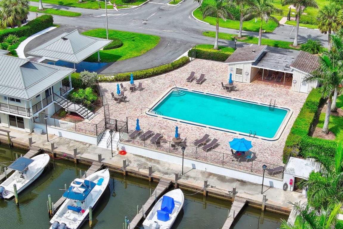 THE SOUNDINGS - Residential