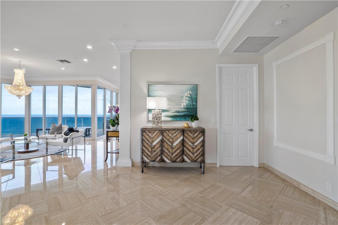 L'HERMITAGE - Residential