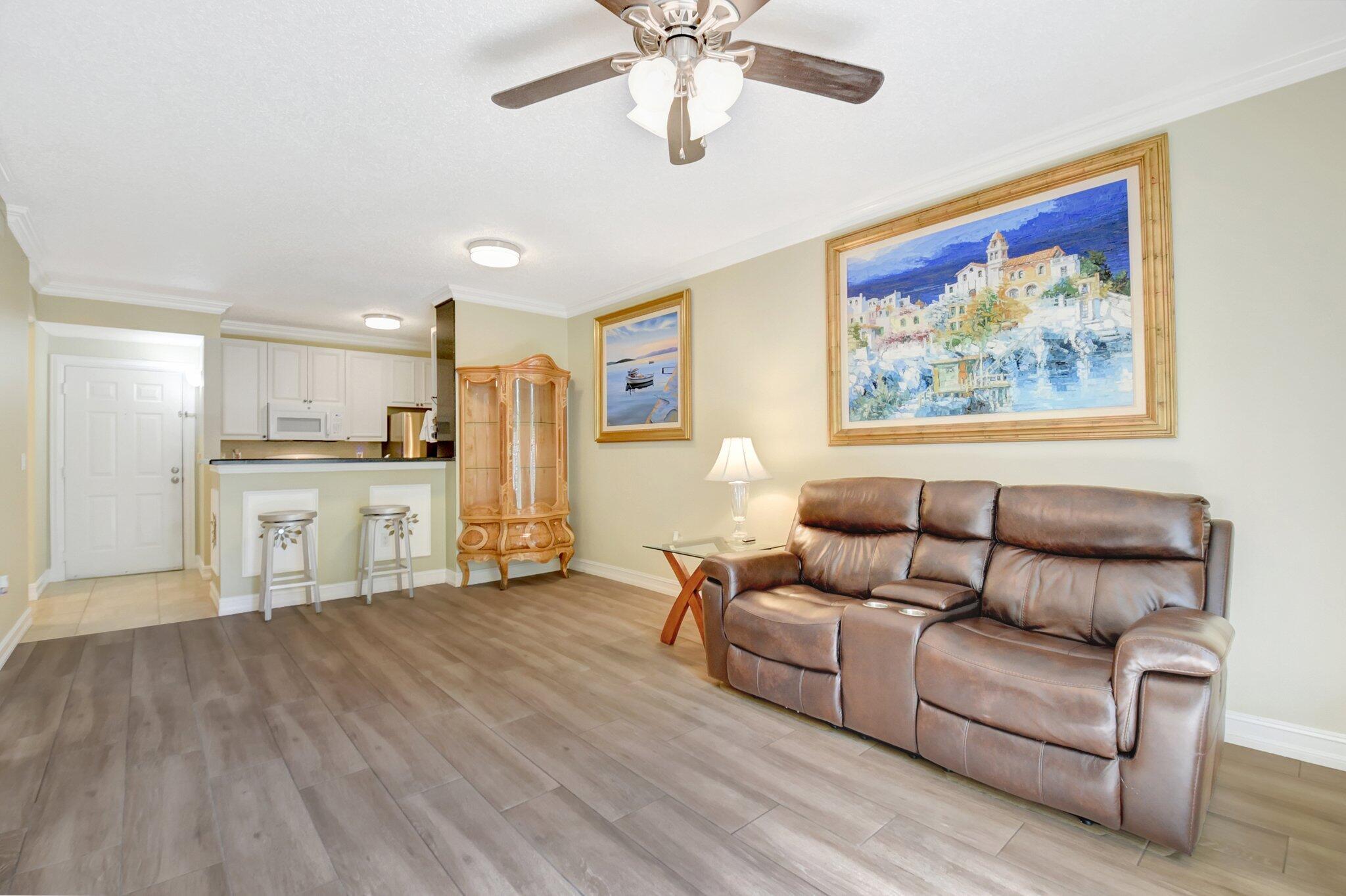 630 S Sapodilla 303 Avenue 303