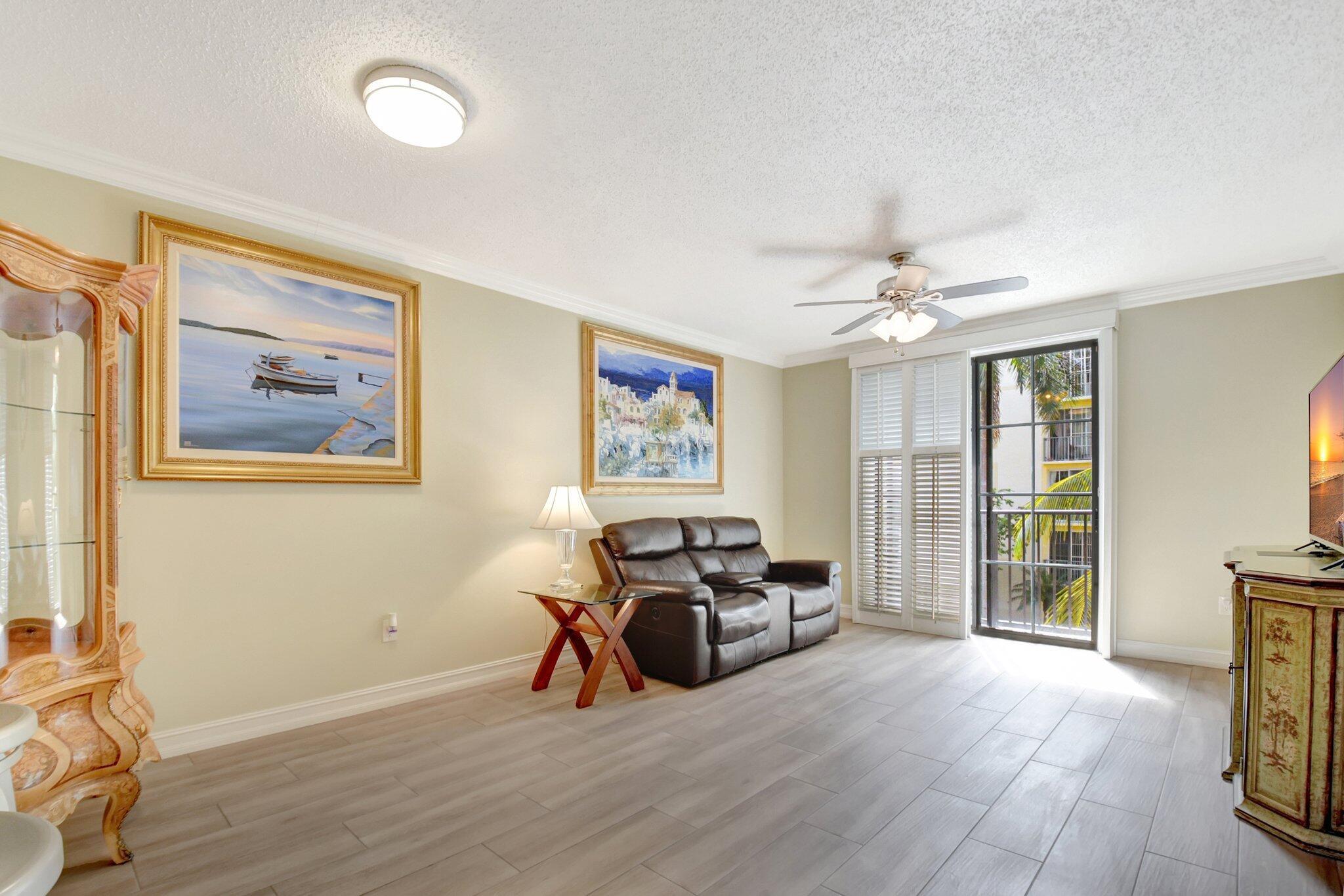 630 S Sapodilla 303 Avenue 303