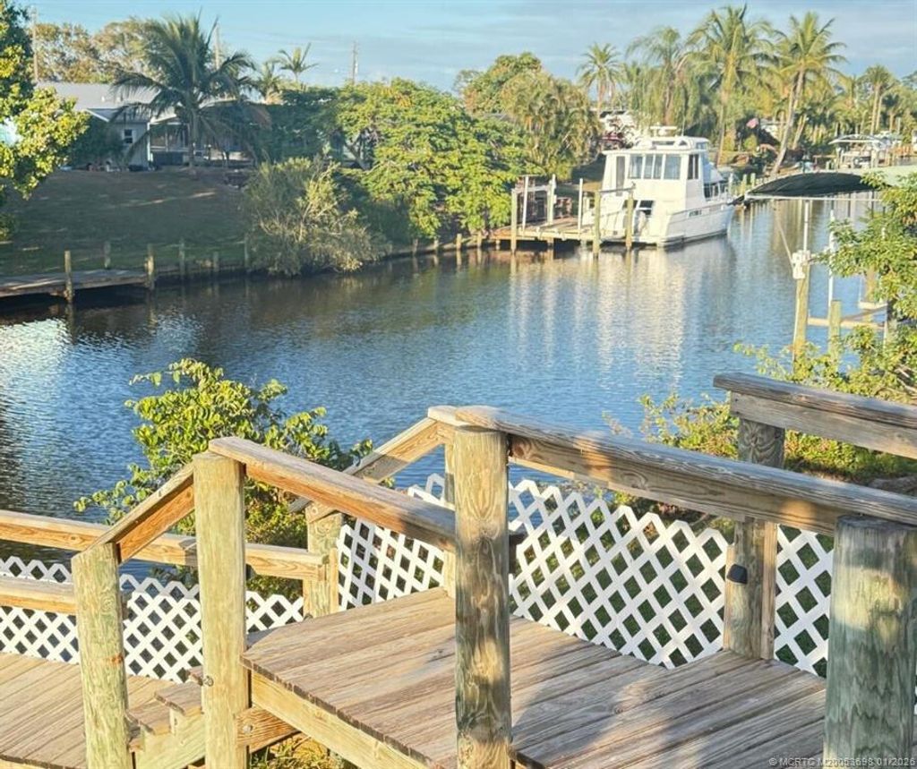 Photo of 643 SE Harborview Drive, Port Saint Lucie, FL 34983 (MLS # B26008592)