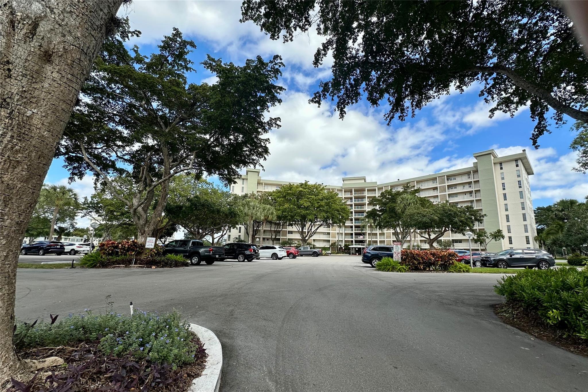 3051 N Course Dr 104