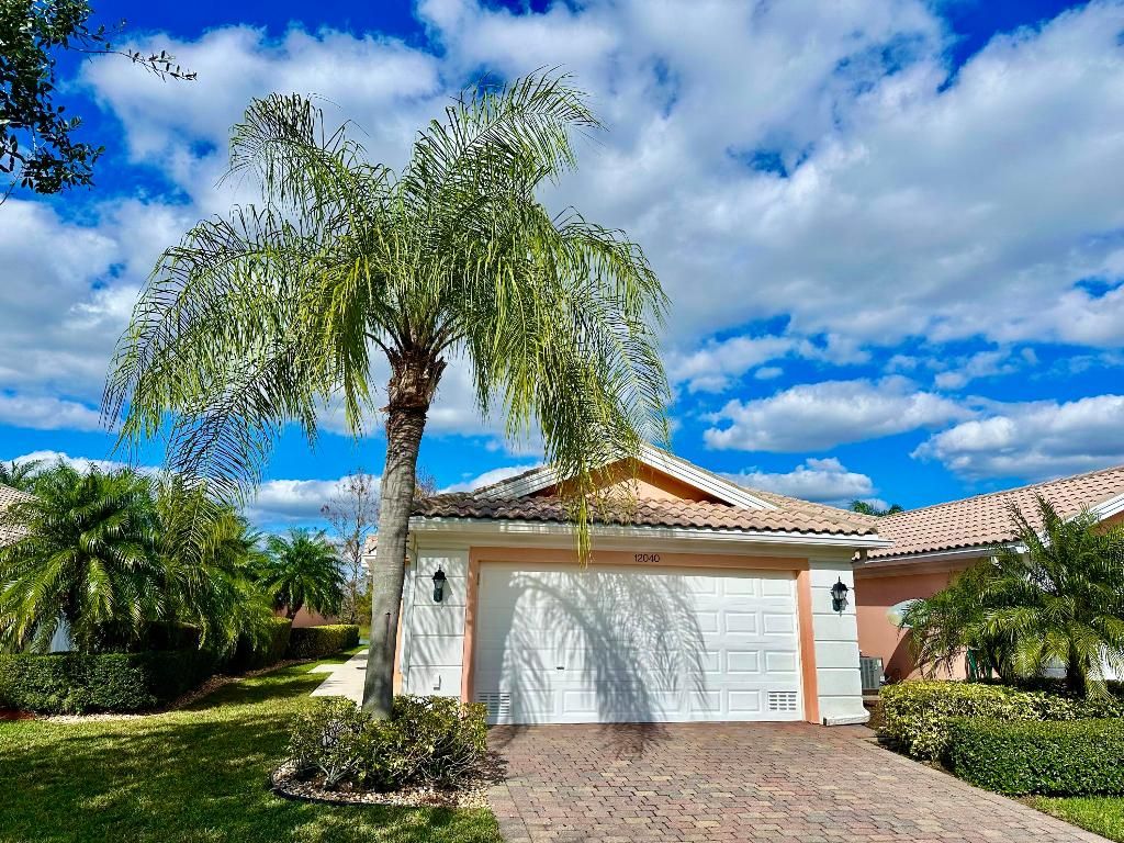 Photo of 12040 SW Elsinore Drive, Port Saint Lucie, FL 34987 (MLS # R10946323)